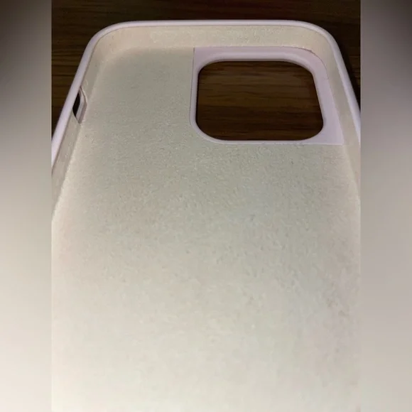 Apple IPhone 13pro silicone case from Target of heyday in pastel pink - Picture 5 of 6